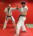 Slide to left to jab between the opponent's guard